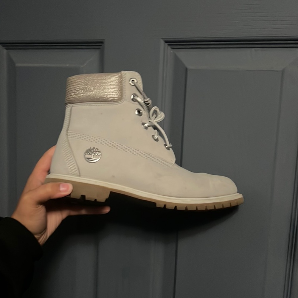 Timberland Boots size 9 in women, worn a handful of times.